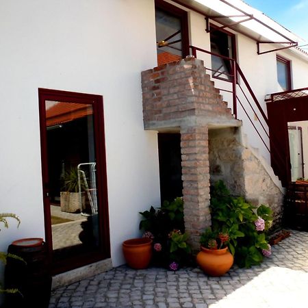 Casa Adega Do Mosteiro - Turismo Rural كالداس دا راينها المظهر الخارجي الصورة