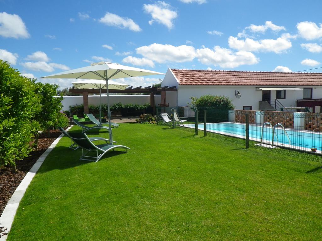 Casa Adega Do Mosteiro - Turismo Rural كالداس دا راينها المظهر الخارجي الصورة
